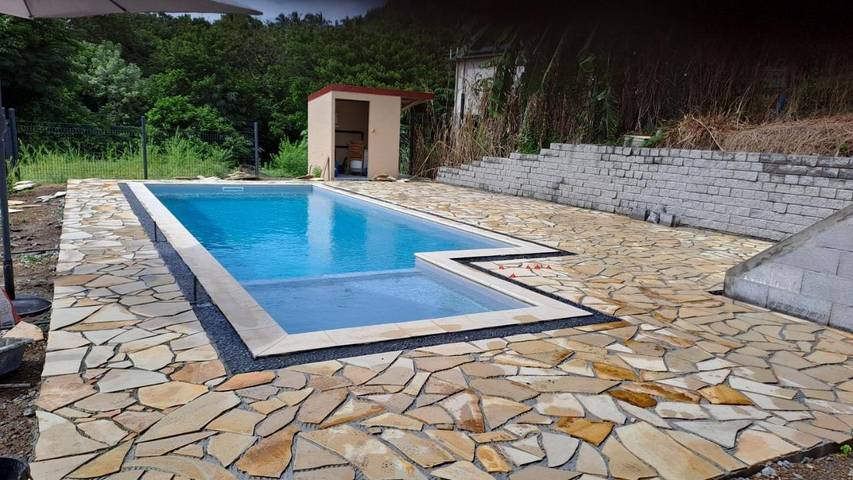 Appartement de vacances pour 4 personnes, avec terrasse et piscine