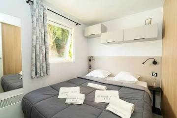 Camping pour 4 Personnes dans Millau, Parc naturel régional des Grands Causses, Photo 1