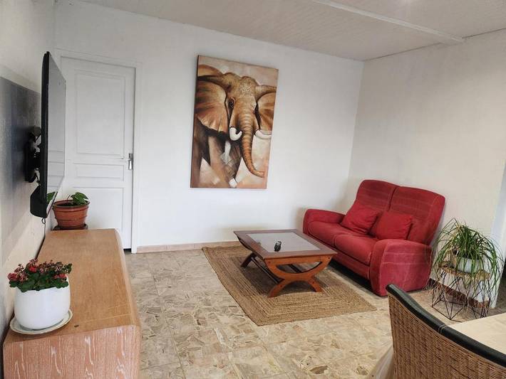 Gîte pour 4 personnes, avec piscine ainsi que jardin et vue à Sommières - 4