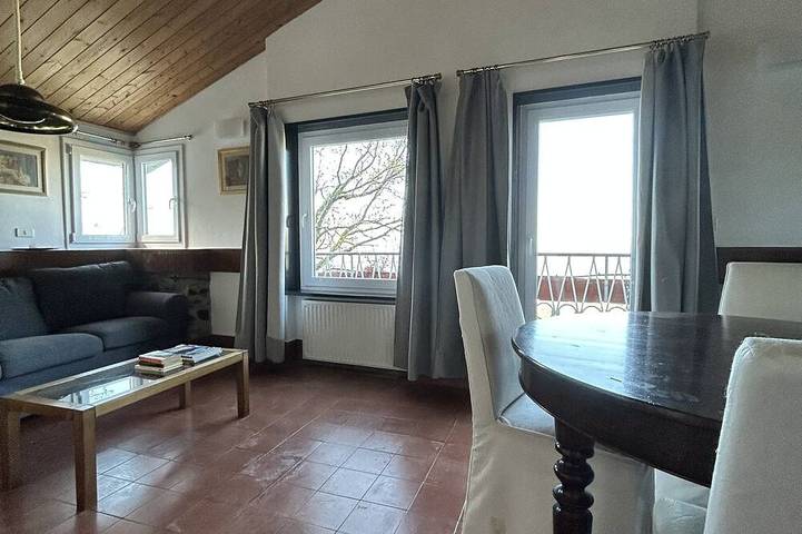 Il Cin: villa con piscina immersa nel bosco. Favolosa vista mare. in Cogorno, Riviera di Levante