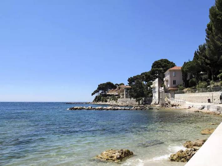 Ferienwohnung für 2 Personen, mit Pool und Garten in Bandol