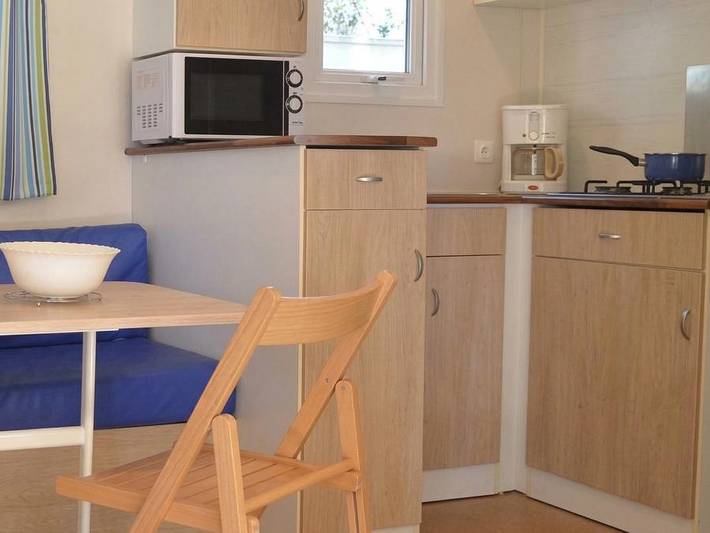 Mobil home pour 6 personnes, avec bassin pour enfant et sauna à Angles - 4