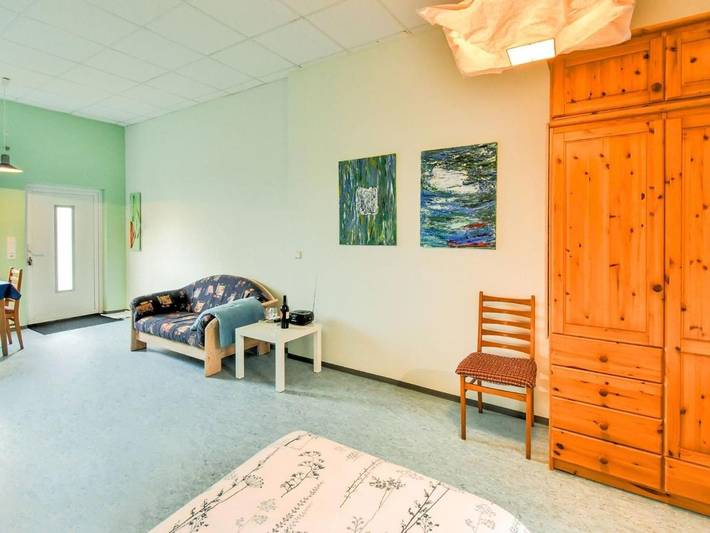 Ferienwohnung für 2 Personen, mit Terrasse und Garten in Karls Erlebnis-Dorf Rövershagen