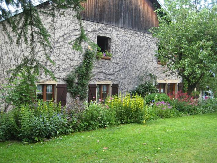 Gîte pour 5 personnes avec terrasse in La Favière, Jura Francais