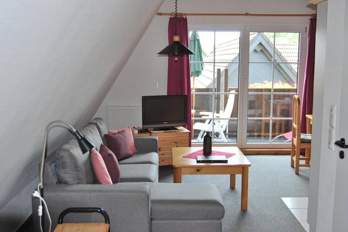 Ferienwohnung für 2 Personen, mit Balkon und Garten - 1