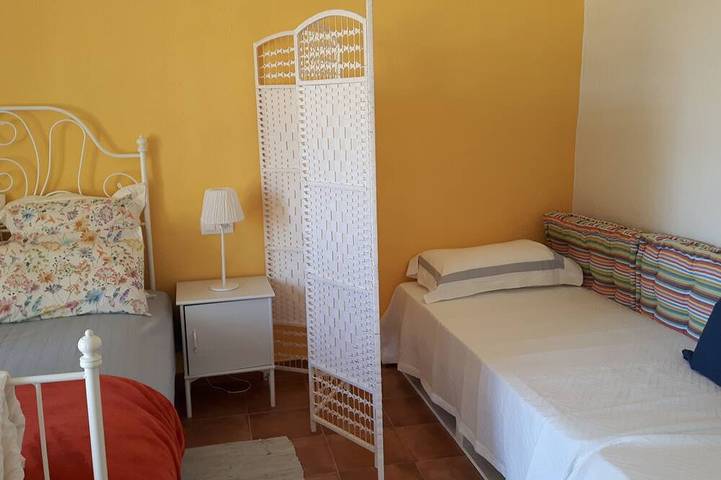 Gîte pour 5 personnes, avec jardin