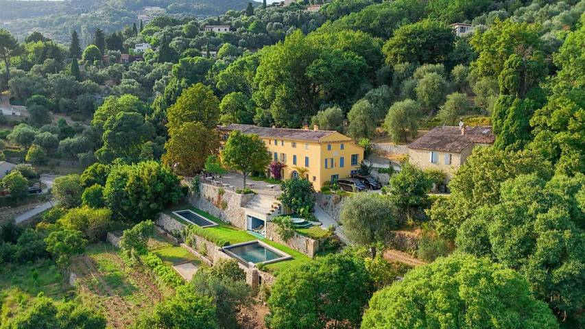 Chambre d’hôte pour 2 personnes, avec vue ainsi que jardin et piscine à Grasse - 2