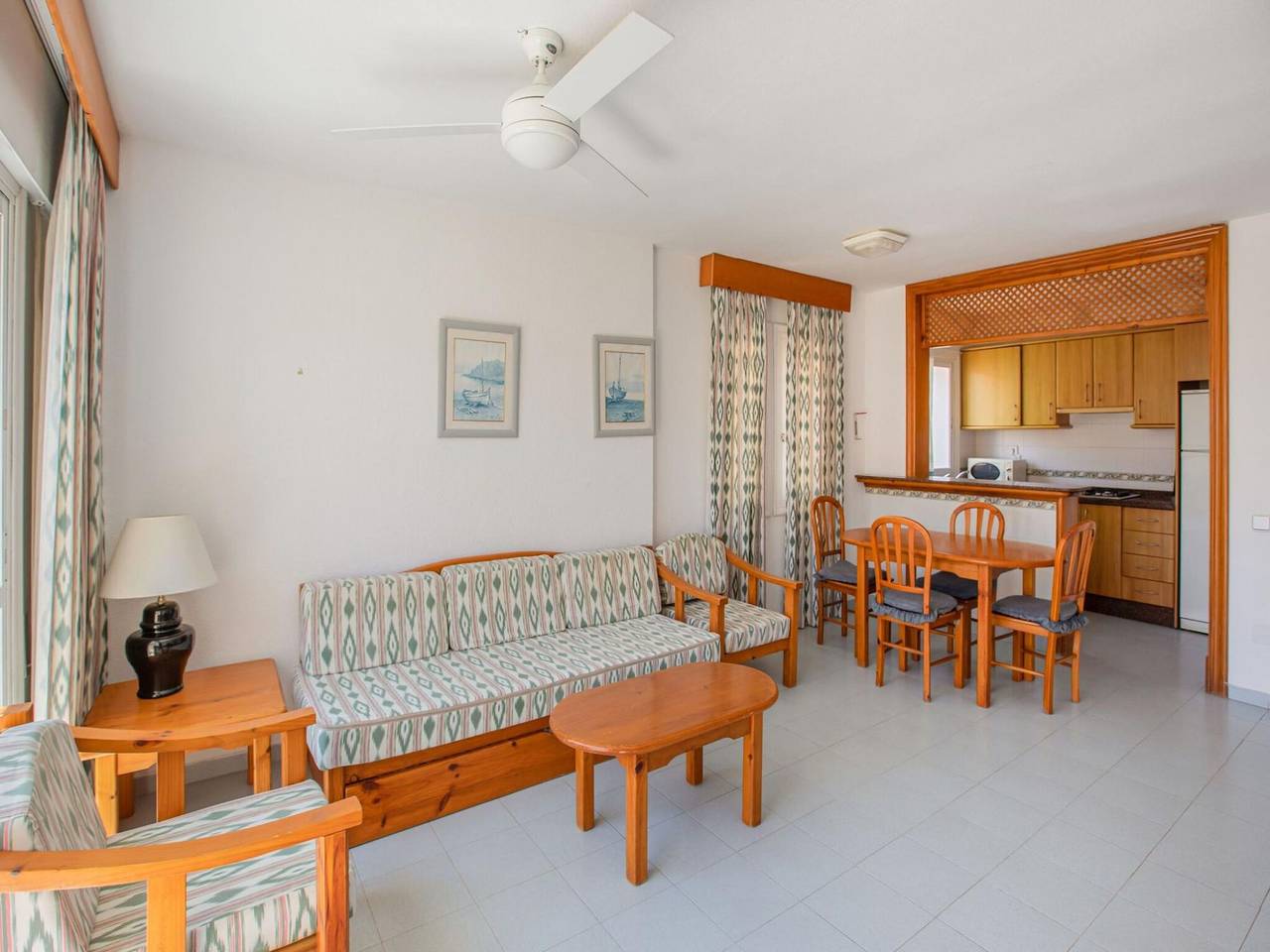Apartamento entero, Apartamento de vacaciones para 4 personas con jardín in Playa Serena (Roquetas de Mar), Roquetas de Mar
