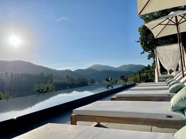 Casa de férias para 6 pessoas, com jardim e vista e ainda piscina em Figueiró dos Vinhos