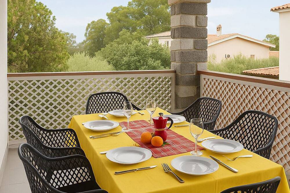 Apartamento De Tres Habitaciones A 35O Mt De La Playa in Budoni, Olbia-Tempio