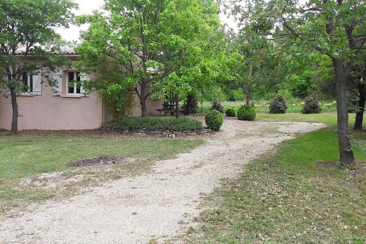 Location de vacances pour 2 personnes à Saint-Remèze