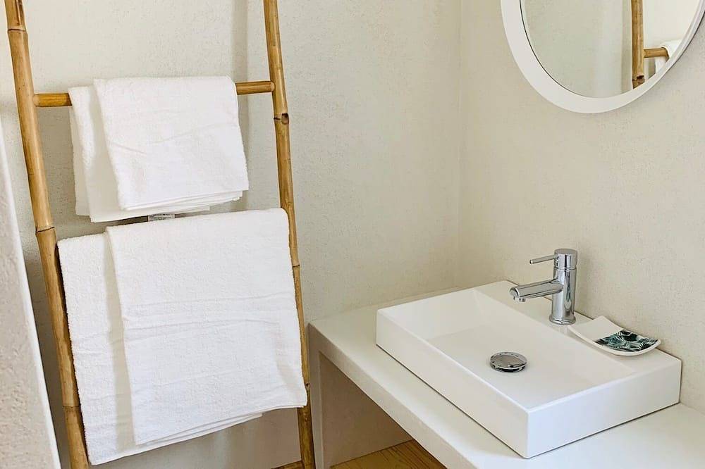 Apartamento entero, Hermoso apartamento de 2 habitaciones en Guéthary acceso a las tiendas de pueblo de playa a pie! in Guéthary, Region de Bayona