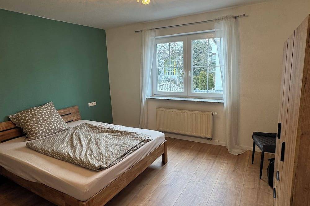 Ganze Wohnung, Vollmöblierte 3-Zimmer-Wohnung zur Miete auf Zeit in Kirchheim unter Teck, Landkreis Esslingen