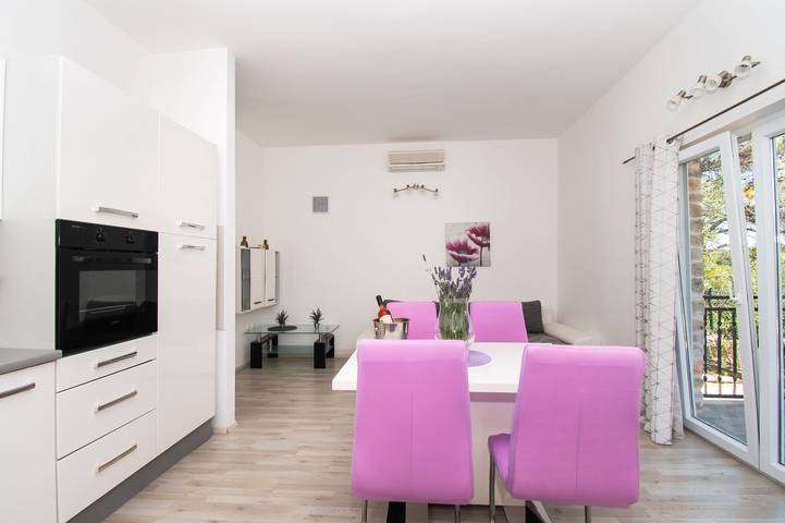 Ganze Wohnung, Apartment Magdalena in Raslina, Šibenik-Knin