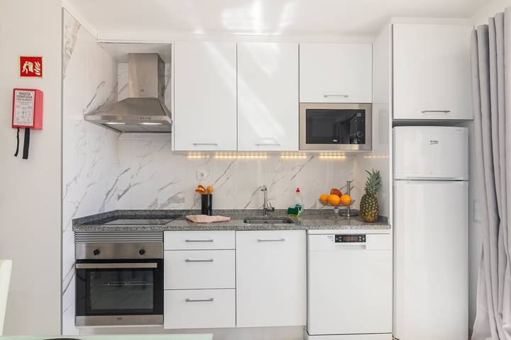 Ferienwohnung für 6 Personen, mit Balkon in Portimão - 4