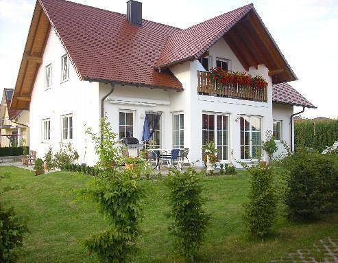 Ferienwohnung für 5 Personen, mit Garten und Balkon in Burtenbach