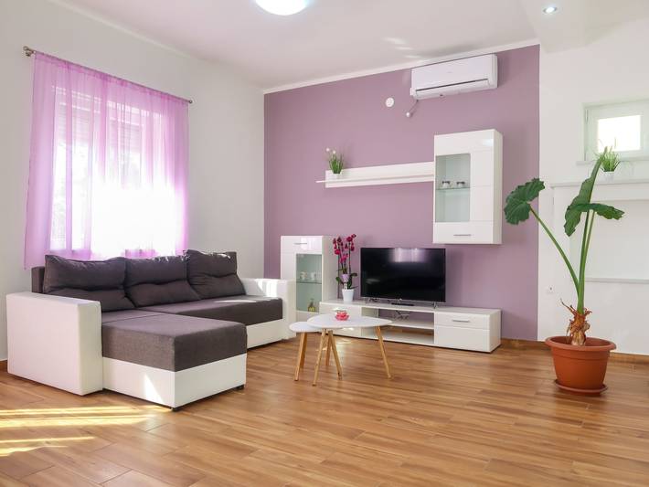 Ferienwohnung für 4 Personen, mit Garten und Terrasse in Novi Vinodolski - 2