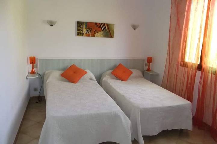 Location de vacances pour 8 personnes, avec balcon et jardin dans Plage de Tiuccia - 4