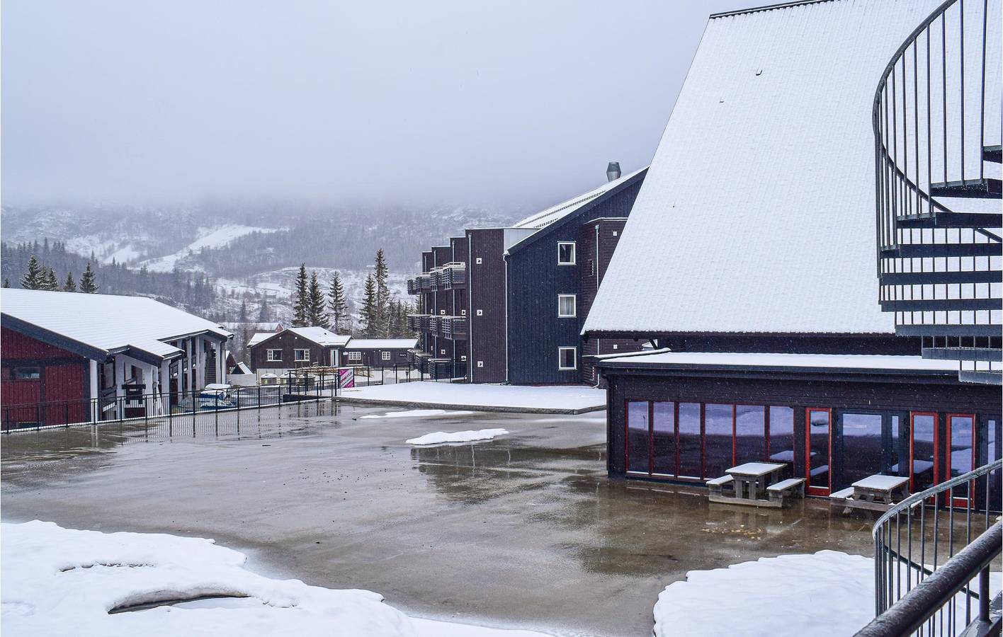 Hel ferielejlighed, Ferielejlighed for 5 personer med terrasse in Hemsedal by, Hemsedal