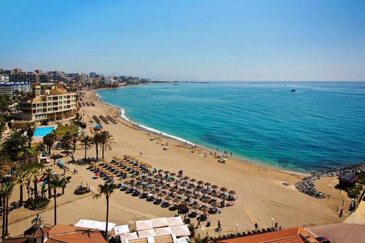 Location de vacances pour 3 personnes, avec sauna et piscine ainsi que jardin et vue à Benalmádena - 4