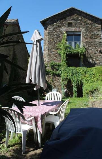 Gîte pour 5 personnes, avec vue et jardin à Saint-André-de-Valborgne
