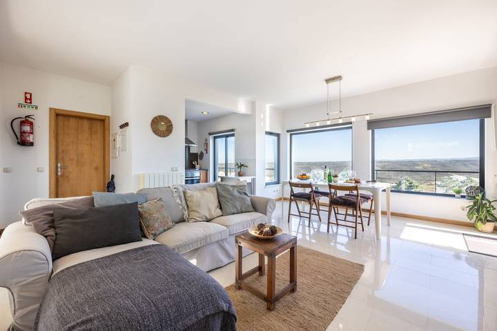 Ferienhaus für 8 Personen, mit Balkon und Terrasse sowie Garten in Aljezur - 2