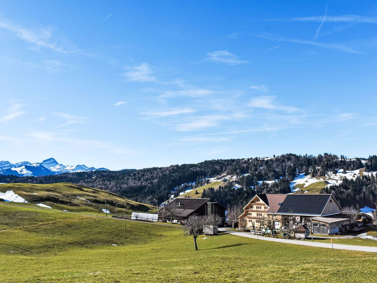 Entire apartment, Ferienhof-Barenegg in Hemberg, Zurich Prealps