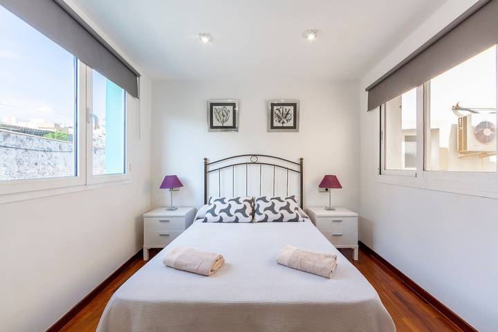 Ganze Wohnung, Ferienwohnung 'El Faro' mit Bergblick und Klimaanlage in Sirena Loca (Adra), Adra