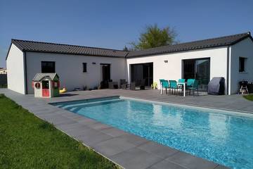 Gîte pour 6 personnes, avec jardin à Tonnay-Charente