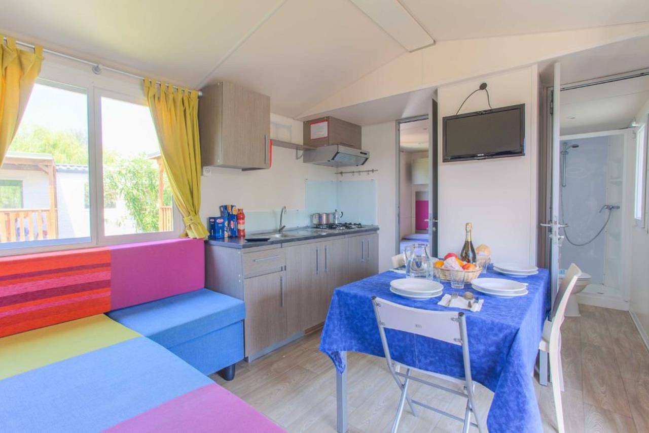 Maison de vacances pour 4 personnes avec piscine in Rosolina Mare, Polesine