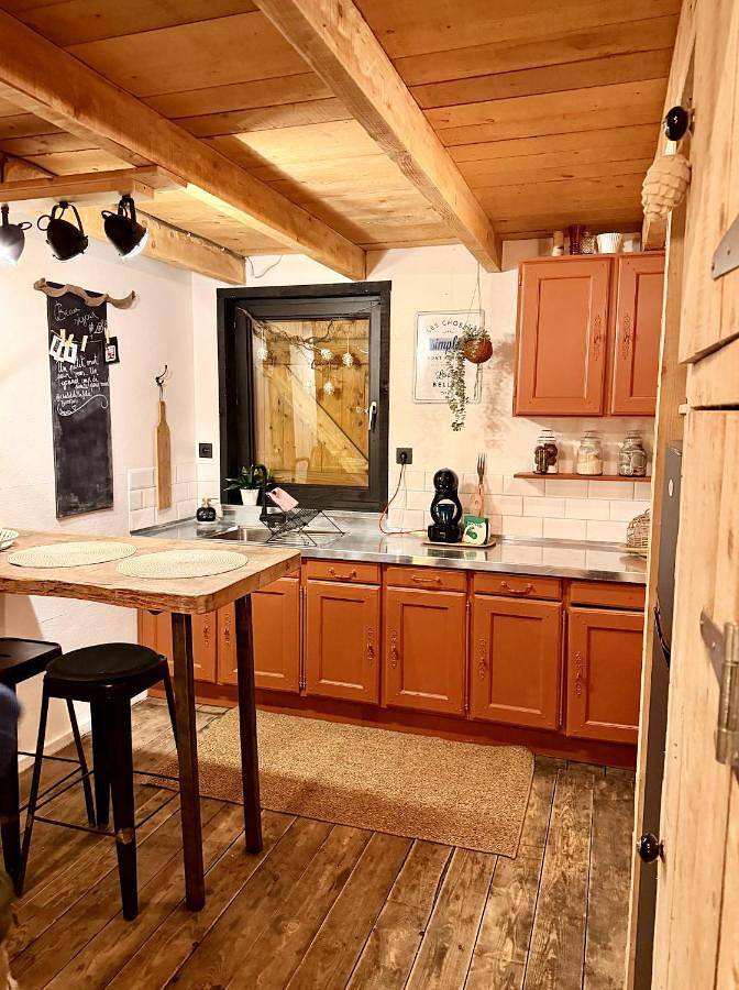 Gîte pour 8 personnes, avec vue et terrasse, animaux acceptés dans Arlon - 3