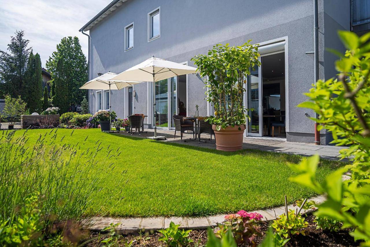 Deluxe Double Room with Balcony in Bobingen, Bayerisch Schwaben
