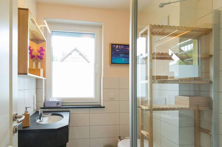 Ganze Wohnung, Traumhafte Ferienwohnung mit Müritz-Blick und Kamin in Röbel, Müritz