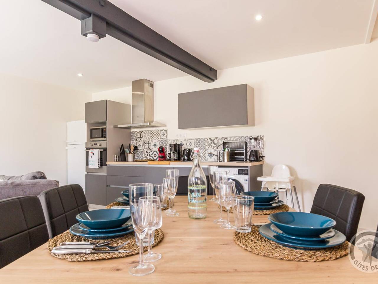 Charmantes Ferienwohnung mit beheiztem Pool, Nähe Mont St-Michel, für Familien geeignet in Pontorson, Avranches und Umgebung