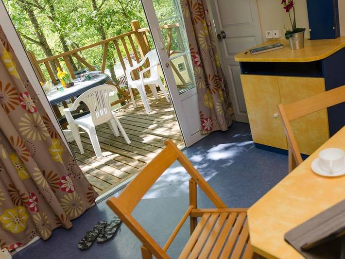 Camping Le Clos de Barbey  - Mobilheim 6 personen - Classic 3 Zimmer 30 m² in Bauduen, Brignoles Region