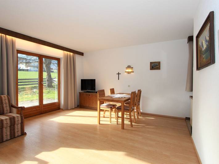 Ferienwohnung für 3 Personen, mit Garten und Ausblick sowie Sauna und Terrasse im Ski-Optimal Hochzillertal - 4