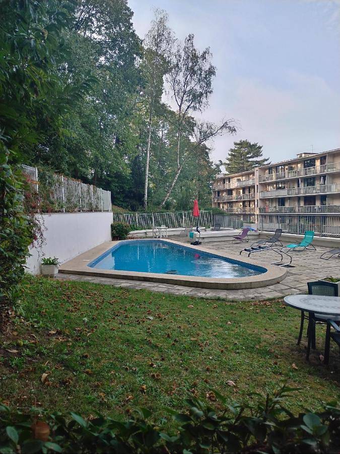 Gîte pour 2 personnes, avec balcon ainsi que vue et piscine à Taverny (Val-d'Oise) - 4