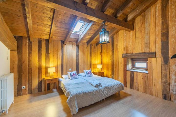 Casa rural para 14 personas, con Balcón además de Terraza y Vistas en Araquil - 4