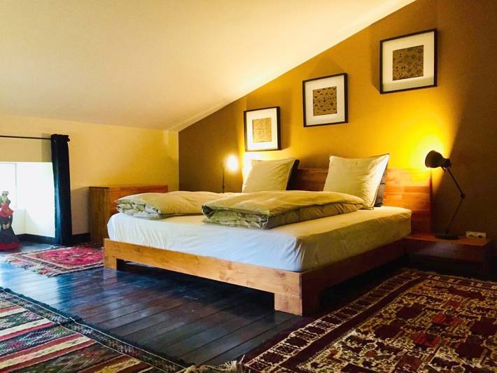 Chambre d’hôte pour 2 personnes, avec terrasse ainsi que piscine et jardin à Saint-Étienne-de-Boulogne