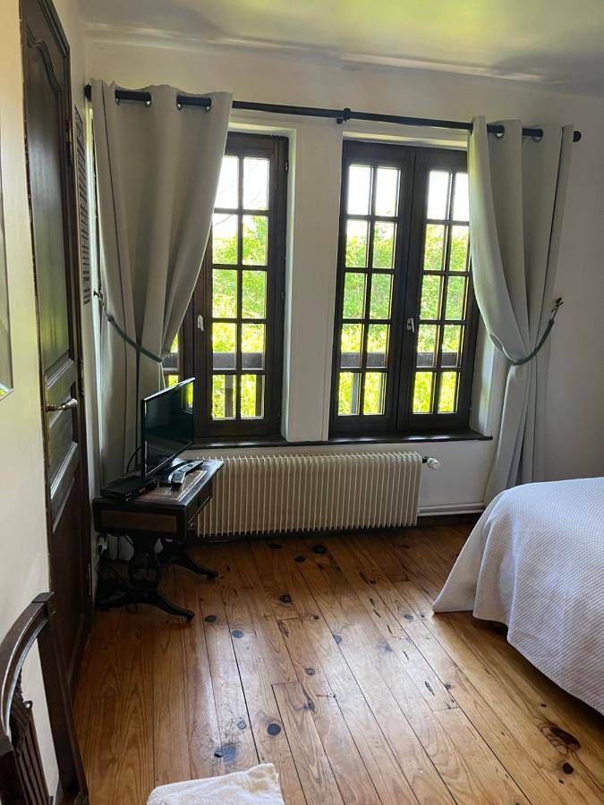 Location de vacances pour 10 personnes, avec vue et jardin à Bonneville-la-Louvet - 3