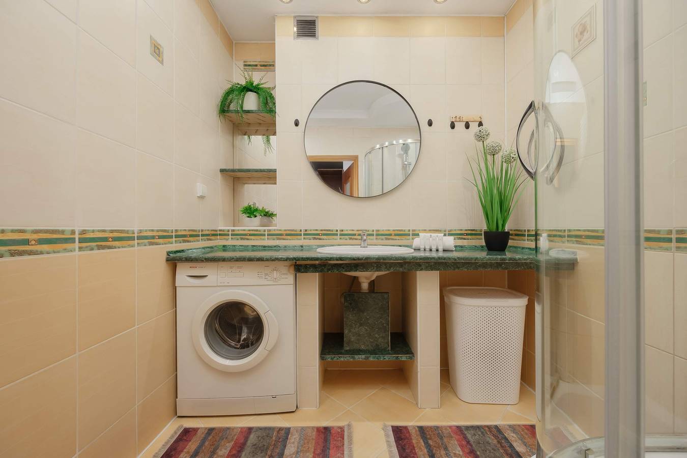 Appartement entier, Appartement de vacances pour 4 personnes avec balcon/terrasse in Varsovie, Mazovie