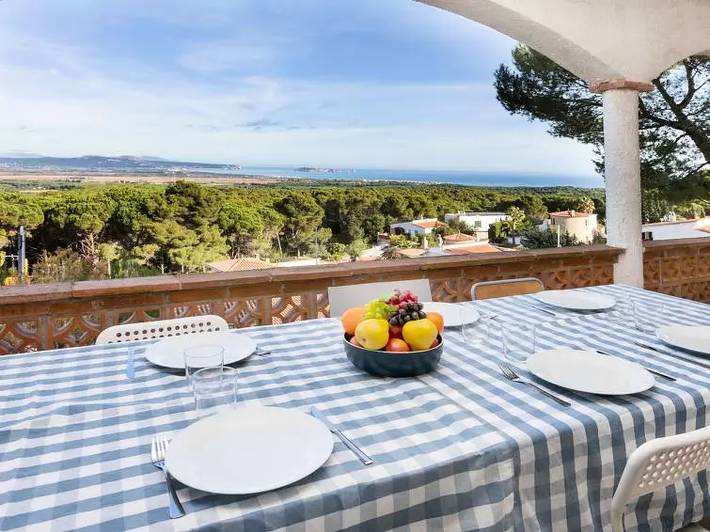 Finca für 6 Personen, mit Pool und Terrasse in Pals - 2