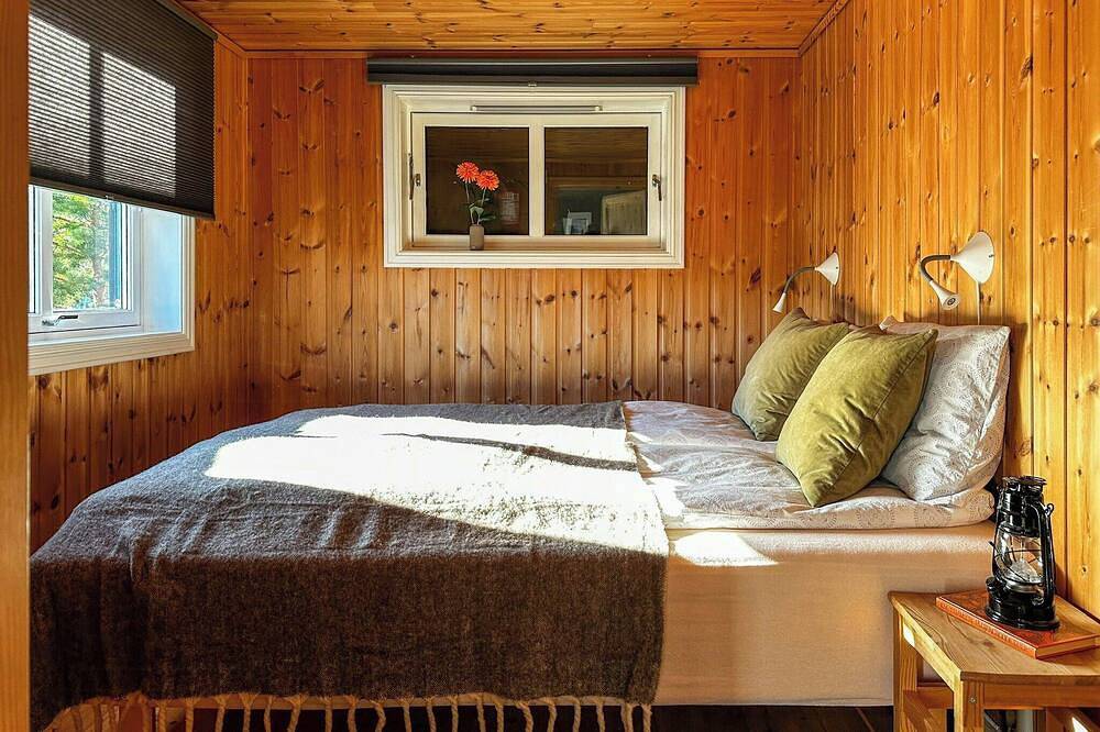 Berghütte mit eigenem Steg am Søvatnet in Orkdal