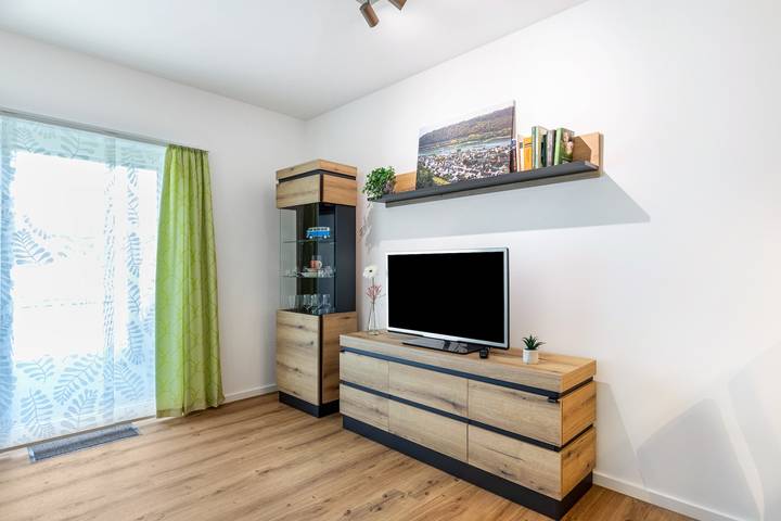 Apartamento entero, Apartamento 'Punkt15' con terraza privada, jardín privado y wifi en Leutesdorf in Leutesdorf, Osteifel