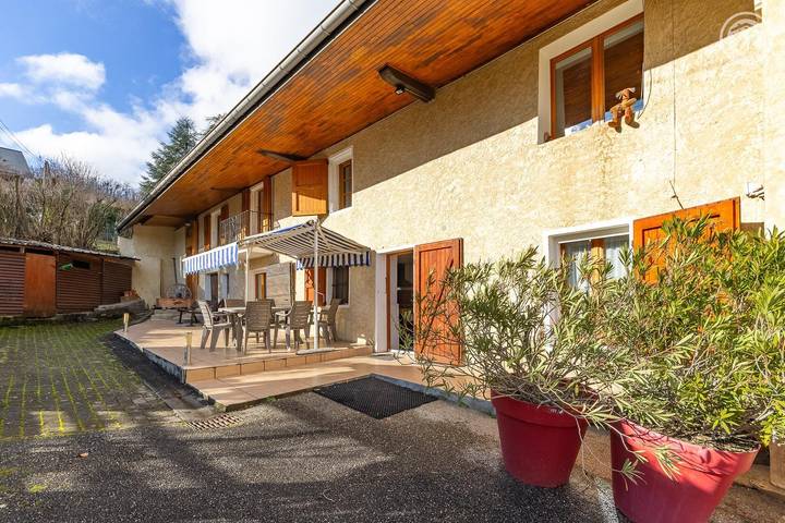 Gîte pour 6 personnes, avec balcon à Chambéry - 2