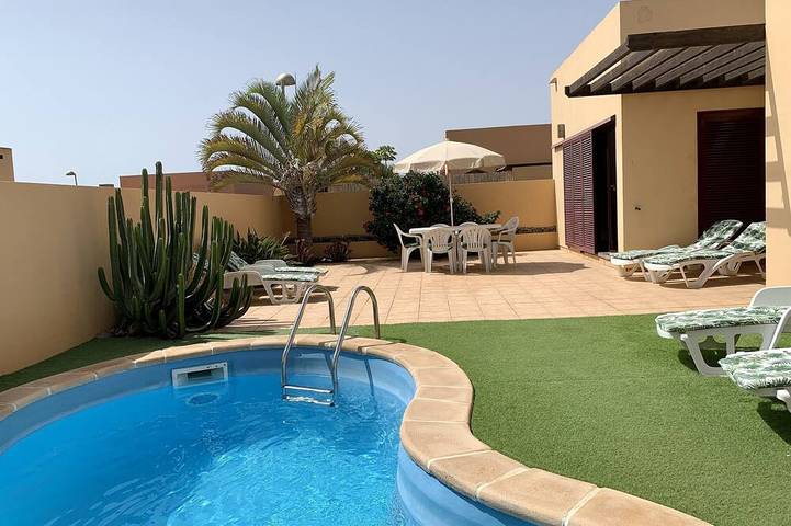 Casa de vacaciones para 6 personas, con piscina y jardín en Tamaragua