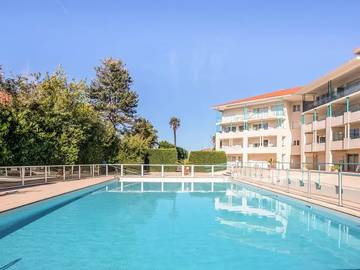 Gîte pour 4 personnes, avec piscine et balcon dans Golf De La Nivelle