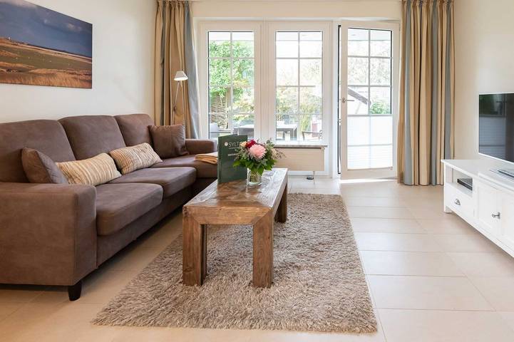 Ganze Wohnung, Strandnahe 3-Zimmer Ferienwohnung auf ca. 55m² Wohnfläche, für bis zu 4 Personen in Nordfriesische Inseln (Schleswig-Holstein) (Schleswig-Holstein), Wenningstedt