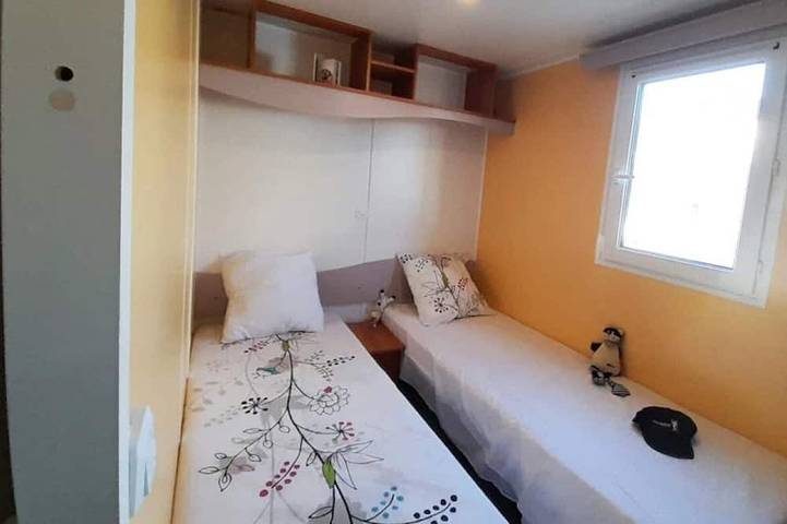 Zecamping 3* chiens acceptés mobil-home clim 28m2 6 pers in Bauduen, Brignoles Region