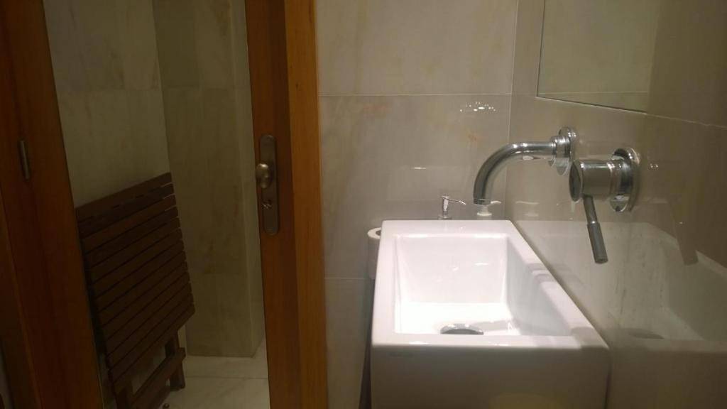 Apartamento inteiro, Marginal Luminous Beach Apartment in Vila do Conde, Distrito do Porto
